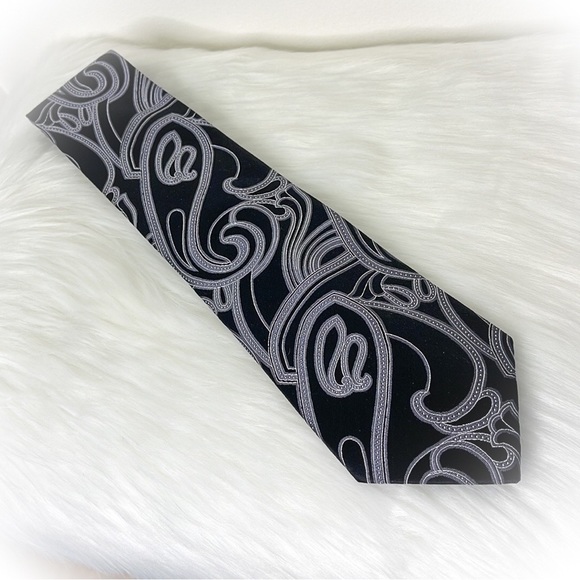 💕Very Handsome Black & White Mens Silk Tie💕 - Picture 7 of 12